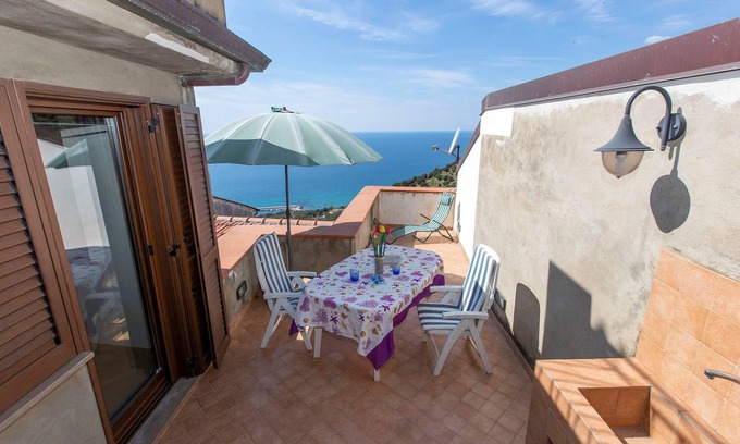Marina di Pisciotta Apartment | Ideal Retreat for Families: Pisciotta Apartment for 5 Guests