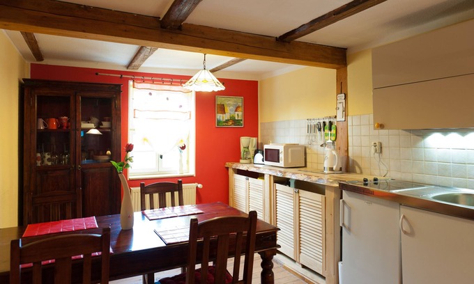 Quedlinburg Apartment | Cozy Apartment for 5 Guests in Historic Quedlinburg