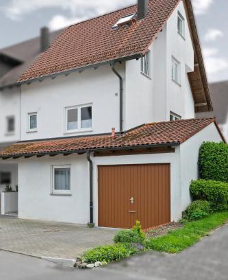 Waggershausen Apartment | Tranquil Ferienwohnung Atemholen by Bodensee - Rated 9.3