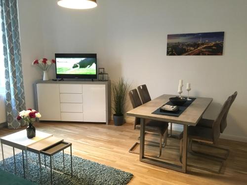 Wedding Apartment | Family-Friendly Ferienwohnung Atze with Top Guest Ratings