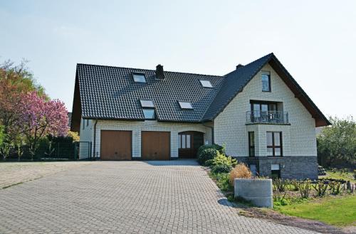 Xanten Apartment | Inviting Ferienwohnung Bergblick Xanten - Pet Friendly Getaway
