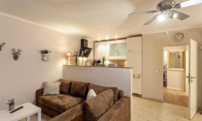 Westfeld Apartment | Pet-Friendly Ferienwohnung Bergidyll with High Guest Ratings