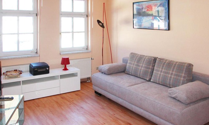 Zella-Mehlis Apartment | Inviting Ferienwohnung Bernhardt: Family-Friendly with Pool
