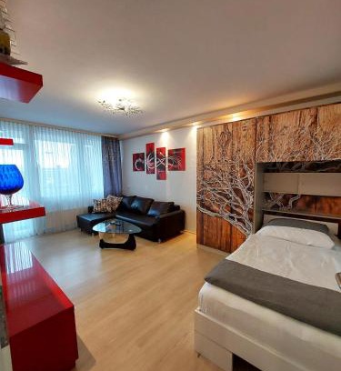 Region Hannover District Apartment | Family-Friendly Getaway in Hannover for Up to 4 Guests