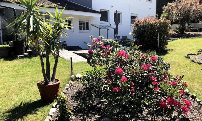 Hinterweidenthal Apartment | Pet-Friendly Retreat at Ferienwohnung Braun - Rated 9/10