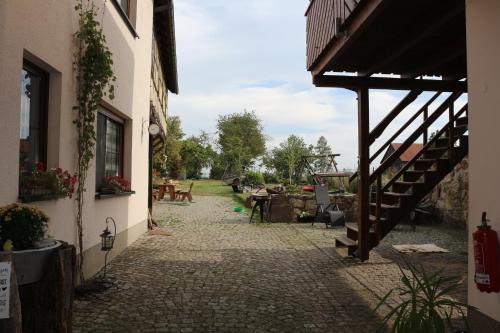 Neundorf House | Nature Retreat at Ferienwohnung Brunow with Ocean Views