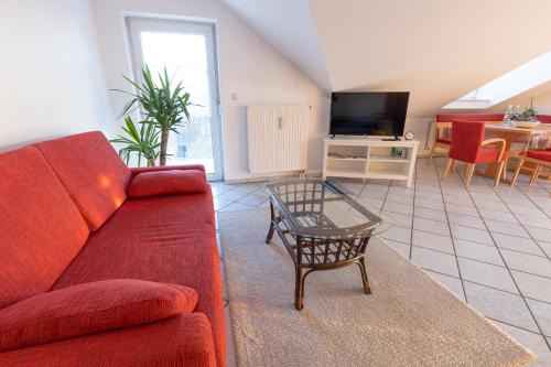 Unterneukirchen Apartment | Top-Rated Ferienwohnung Burghausen: Family-Friendly Stay