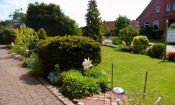 Jork Apartment | Convenient Stay at Ferienwohnung Caruso with Kitchen Access