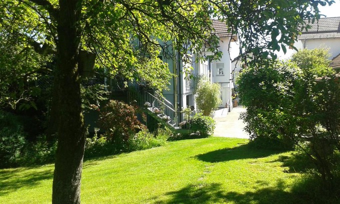 Ober-Abtsteinach Apartment | Modern Holiday Apartment Christiane with Scenic Green Views