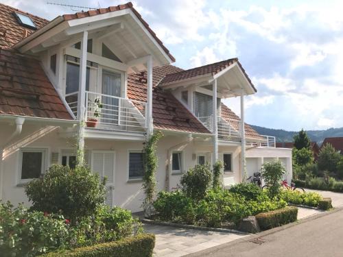 Wahlwies Apartment | Charming Ferienwohnung Creutzig - Child-Friendly Retreat