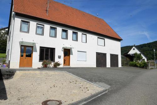 Gemarkung Laufen an der Eyach Apartment | Family-Friendly Ferienwohnung Dürnbach with Great Reviews