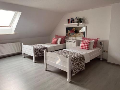 Scharzfeld Apartment | Cozy Ferienwohnung Dachstübchen - Perfect for Families