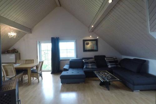 Reichenhofen Apartment | Bright and Welcoming Leutkirch Apartment with Scenic Views