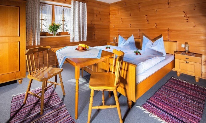Marktschellenberg Apartment | Cozy Ferienwohnung for 2-5 Guests with Family Amenities