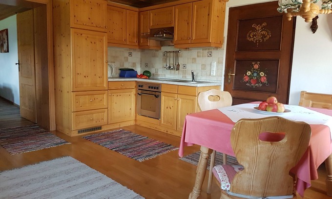 Marktschellenberg Apartment | Cozy Retreat for 1-2: Top Rated with Kitchen Amenities