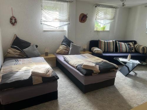 Munchenbernsdorf Apartment | Family-Friendly Ferienwohnung for Your Next Getaway