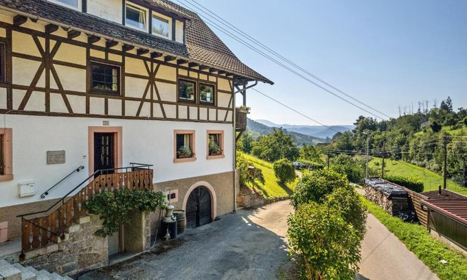 Oberkirch Apartment | Family-Friendly Retreat at Ferienwohnung Decker