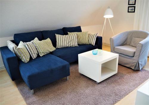 Leer Apartment | Child-Friendly Retreat at Dein Lieblingsplatz - 9.1/10 Rating