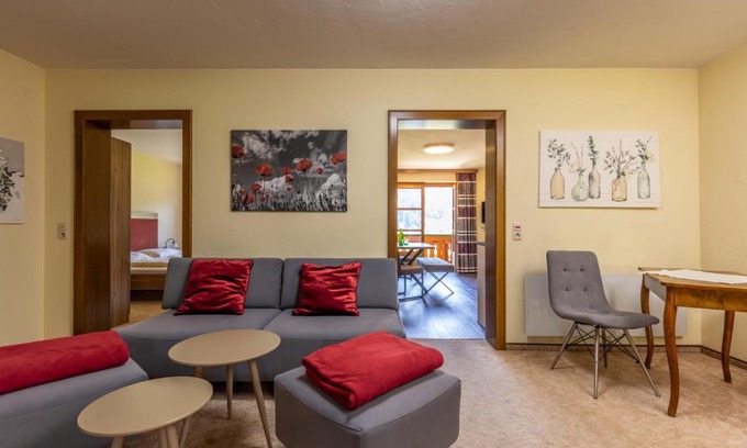 Gosau Apartment | Experience Comfort at Ferienwohnung Dependance Faschl