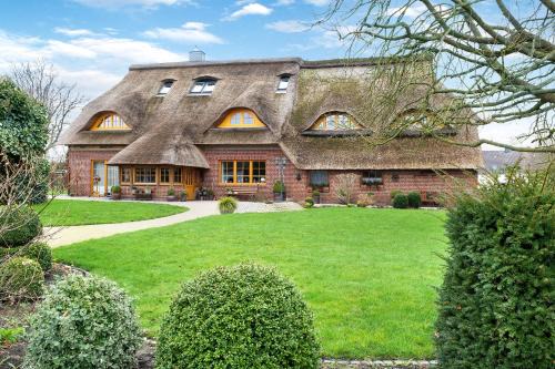 Loxstedt Apartment | Family-Friendly Getaway at Ferienwohnung Drift Retreat