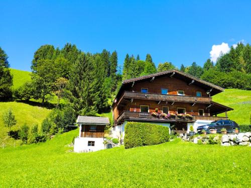 Lauterbach Apartment | Family-Friendly Ferienwohnung Ehrensberger with High Ratings