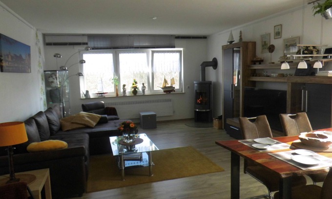 Gonnersdorf Apartment | Eifelpanorama: Guest Rated 10/10 with Ocean View & Breakfast