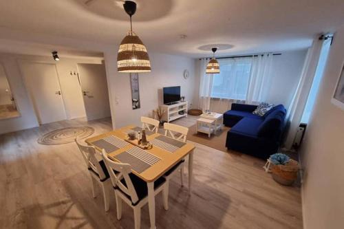 Ihlienworth Apartment | Cozy Ferienwohnung Elwetritsch Near the North Sea