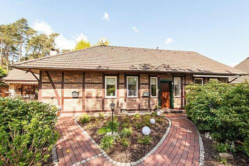 Wietze House | Perfect Getaway at Ferienwohnung Erika Constabel - 10/10 Rated