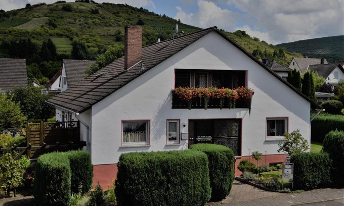 Odernheim am Glan Apartment | Discover Ferienwohnung Euler: Family-Friendly Retreat