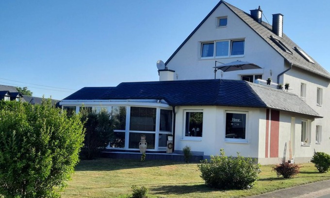 Lahr Apartment | Färber Apartment: Ocean View, Family-Friendly Retreat