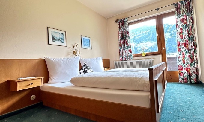 Zell am Ziller Apartment | Comfortable 4-Person Apartment at Zillertal Arena