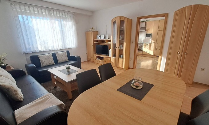 Glott Apartment | Family-Friendly Retreat for 5 with Gourmet Kitchen Amenities