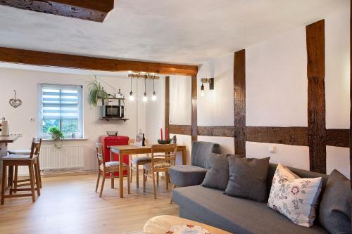 Leuderode Apartment | Family-Friendly Stay at Ferienwohnung Fachwerk 44, Rated 9/10