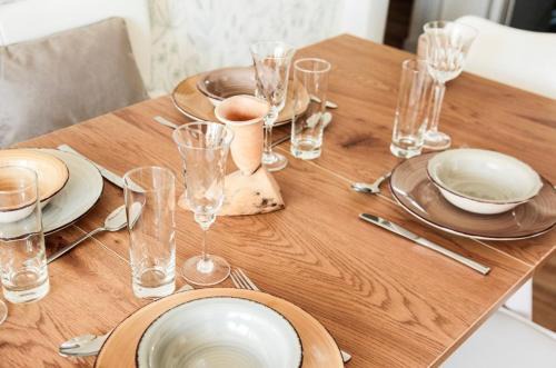 Traubing Apartment | Family-Friendly Ferienwohnung Familienglück with Kitchen
