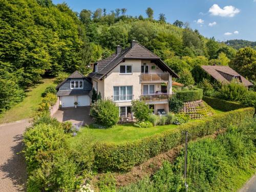 Delliehausen Apartment | Accessible Comfort at Ferienwohnung Fasse for Your Getaway