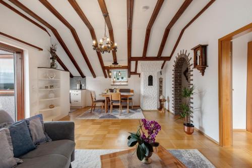 Zwiefalten Apartment | Ferienwohnung Fernsicht