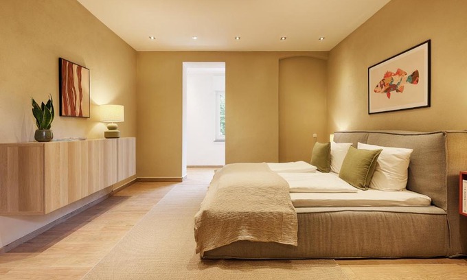 Heidingsfeld Apartment | Relax at Ferienwohnung Fischzucht: Pet-Friendly Oasis with Sauna