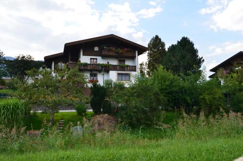 Uderns Apartment | Discover Ferienwohnung Garber: Guest Rated 9.5/10, Pet Friendly