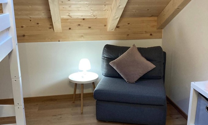 Bischofsmais Apartment | Cozy Geißkopf Apartment with Balcony & Family Amenities