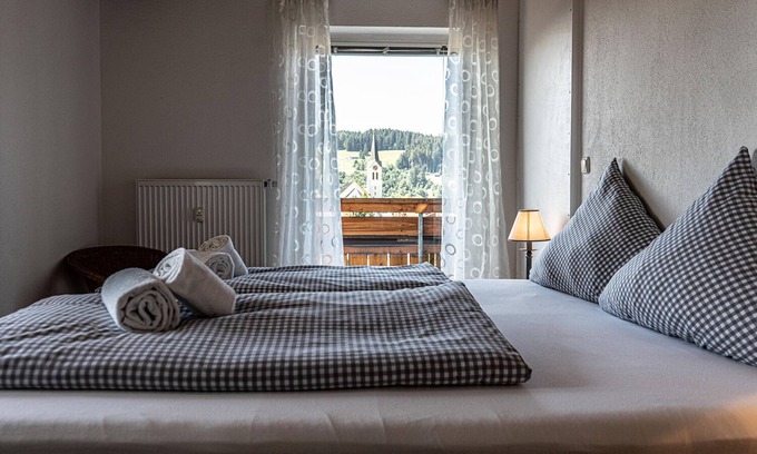 Oberstaufen Apartment | Giebelblick: Scenic Retreat with Family-Friendly Amenities