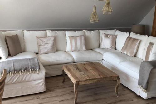 Hamburg-Barmbek Apartment | Family-Friendly Ferienwohnung Gipfelglück 50b Awaits You