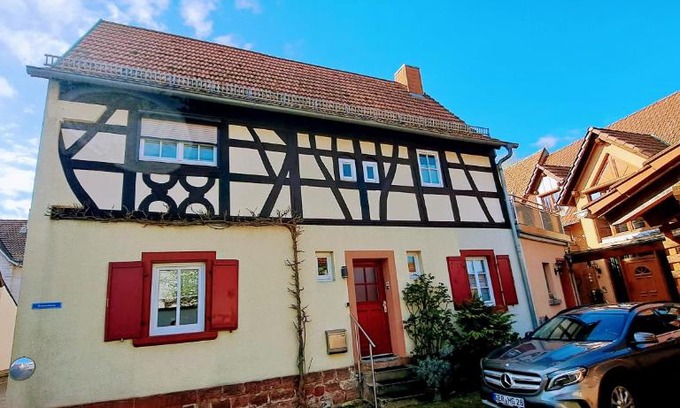 Jockgrim Apartment | Guest Rated 9.1: Pet-Friendly Ferienwohnung Gisela