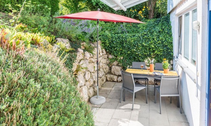Ueberlingen Apartment | Family-Friendly Ferienwohnung Grünspecht with High Ratings