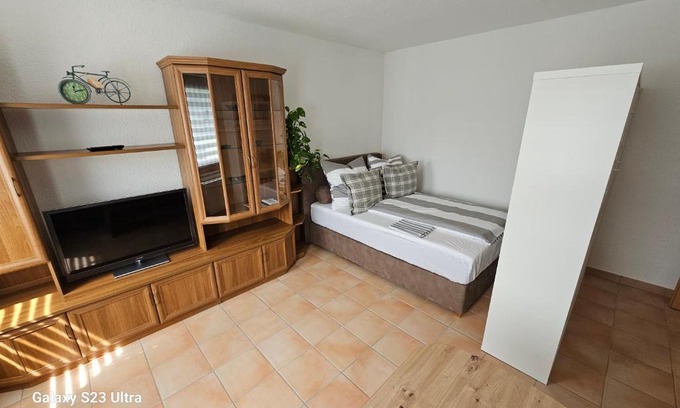 Groitzsch Apartment | Family-Friendly Ferienwohnung Groitzsch with High Guest Ratings
