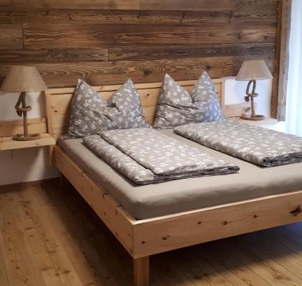Tumpen Apartment | Guest Rated Ferienwohnung Gruber: Pet & Child Friendly Stay