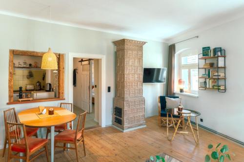Zittau Apartment | Stylish Apartment in Historic Altstadt, Zittauer Gebirge