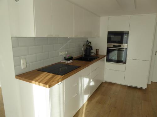 Oberwillingen Apartment | Family-Friendly Apartments in Stadtilm, Germany