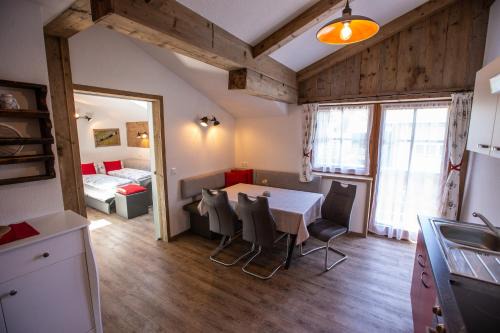 Seblas Apartment | Pet-Friendly Retreat: Ferienwohnung Heimatglück Awaits You