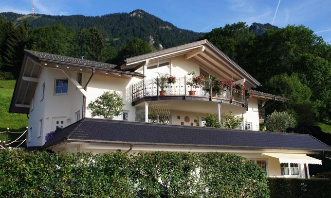 Wagneritz Apartment | Top-Rated Family-Friendly Stay at Ferienwohnung Hainzinger