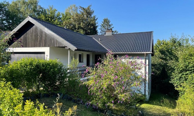 Bad Grund Apartment | Cozy Ferienwohnung Harzblick: Pet & Child Friendly Stay